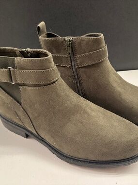Ankle Booties Olive Size 8.5